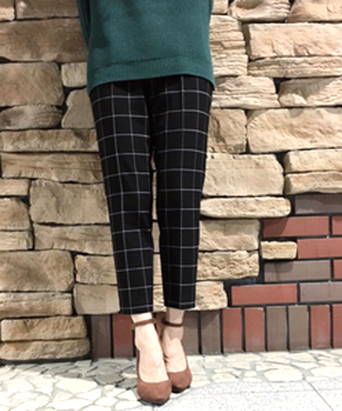 laboratory work(ラボラトリーワーク)の「ツイルウインドペンチェックテーパードパンツ(その他パンツ・レディース・グレー系その他/オフホワイト/ブラック系その他/ブラック系その他2/グレー/ブラック・MEDIUM/SMALL)」の3枚目の写真