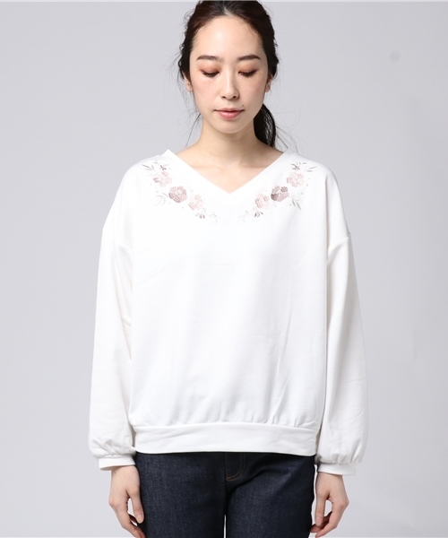 archives（アルシーヴ）の「エリ刺繍入りプルオーバー（Tシャツ/カットソー・レディース・オフホワイト/ブラック/ピンク・MEDIUM）」の4枚目の写真