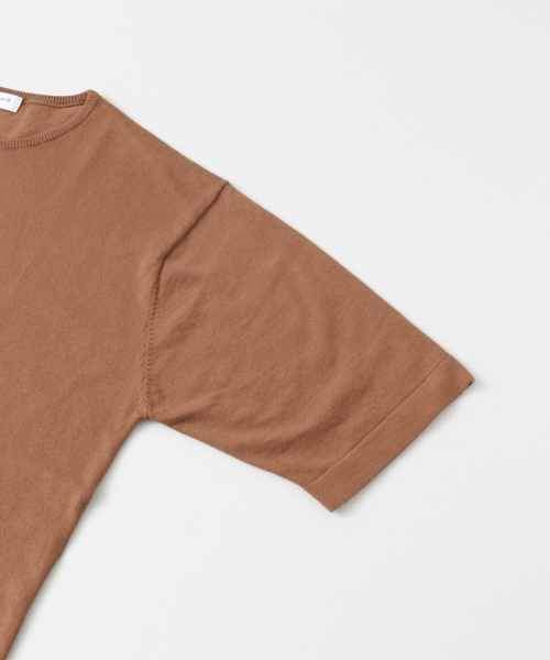 URBAN RESEARCH（アーバンリサーチ）の「UR コットン/ソロテックスニットTEE（Tシャツ/カットソー・メンズ・ホワイト/グリーン/オレンジ系その他/ブラック/グレー系その他・MEDIUM/LARGE）」の20枚目の写真