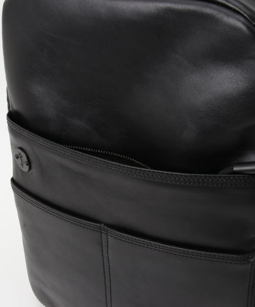 Focused Space(フォーカスドスペース)の「THE HOLSTER LEATHER BACKPACK レザーバックパック デイパック(バックパック/リュック・メンズ・ブラウン/バーガンディー/ブラック・ONE SIZE)」の12枚目の写真