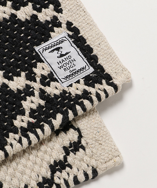 チャイハネ（チャイハネ）の「【チャイハネ】ジオメトリックラグマット 45×65cm（ラグ/マット・レディース・ターコイズブルー/ブラック/レッド/ピンク/ホワイト/ネイビー/イエロー/ベージュ/オレンジ・FREE）」の18枚目の写真