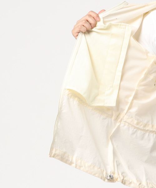 HELLY HANSEN（ヘリーハンセン）の「ヘリーハンセン　ウィメンズナイロンマウンテンパーカー / ベルゲンジャケット（マウンテンパーカー・レディース・アイボリー/ダークブルー・LARGE/MEDIUM/SMALL）」の5枚目の写真