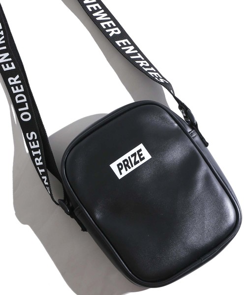 WEGO（ウィゴー）の「WEGO/ボックスミニショルダーバッグ（ショルダーバッグ・レディース・ブラック/レッド/サックスブルー/ピンク/マルチ/その他1/その他2/シルバー/ホワイト/ブラック系その他/イエロー/レッド系その他・FREE）」の11枚目の写真