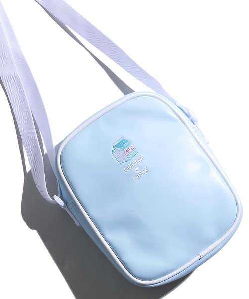 WEGO（ウィゴー）の「WEGO/ボックスミニショルダーバッグ（ショルダーバッグ・レディース・ブラック/レッド/サックスブルー/ピンク/マルチ/その他1/その他2/シルバー/ホワイト/ブラック系その他/イエロー/レッド系その他・FREE）」の5枚目の写真