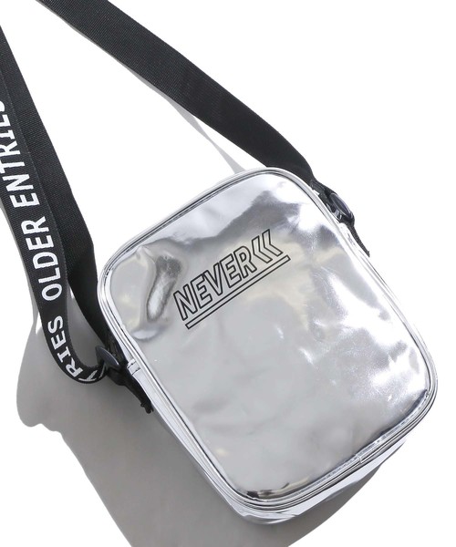 WEGO（ウィゴー）の「WEGO/ボックスミニショルダーバッグ（ショルダーバッグ・レディース・ブラック/レッド/サックスブルー/ピンク/マルチ/その他1/その他2/シルバー/ホワイト/ブラック系その他/イエロー/レッド系その他・FREE）」の9枚目の写真