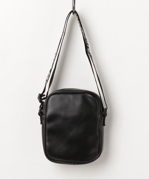 WEGO（ウィゴー）の「WEGO/ボックスミニショルダーバッグ（ショルダーバッグ・レディース・ブラック/レッド/サックスブルー/ピンク/マルチ/その他1/その他2/シルバー/ホワイト/ブラック系その他/イエロー/レッド系その他・FREE）」の19枚目の写真