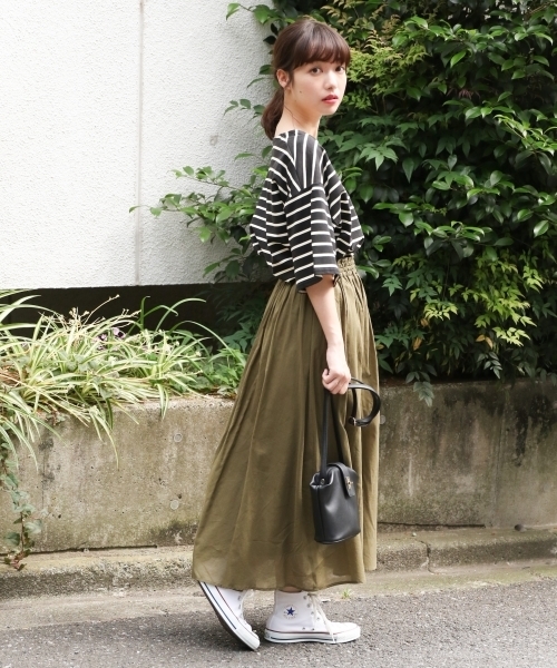 LOWRYS FARM(ローリーズファーム)の「コットンボイルギャザースカート 802015(スカート・レディース・ベージュ/カーキ/グリーン系その他/パープル/チェック・FREE)」の13枚目の写真