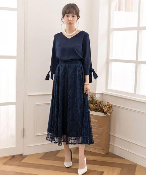 DRESS STAR�i�h���X �X�^�[�j�́u�����{���t���g�b�v�X�����[�X�X�J�[�g�Z�b�g�A�b�v�i�h���X�j�v�b�l�C�r�[