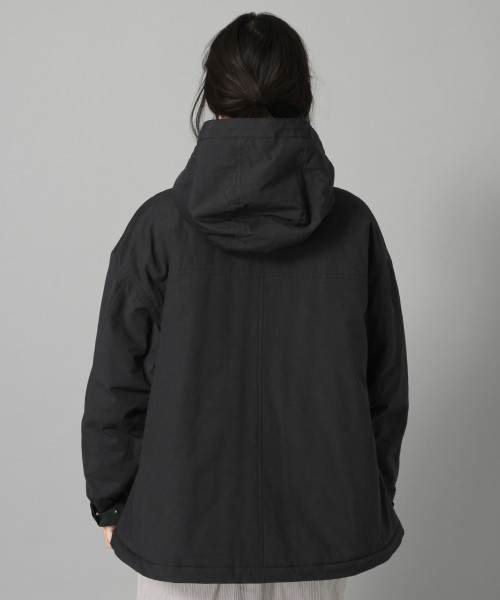 LOWRYS FARM（ローリーズファーム）の「ＷＰナカワタマンパ　821518（マウンテンパーカー・レディース・ブラック/ベージュ/パープル・MEDIUM/LARGE）」の9枚目の写真