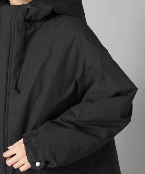 LOWRYS FARM（ローリーズファーム）の「ＷＰナカワタマンパ　821518（マウンテンパーカー・レディース・ブラック/ベージュ/パープル・MEDIUM/LARGE）」の11枚目の写真