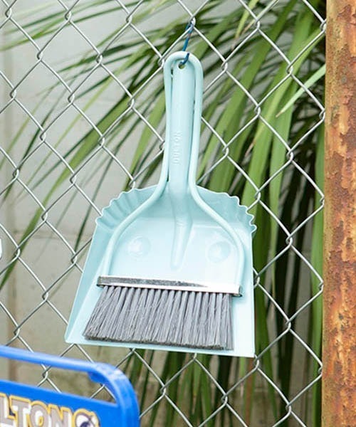 DULTON（ダルトン）の「SON OF SMILLY/ほうき&ちりとりセット（掃除グッズ・メンズ・レッド/サックスブルー/イエロー/アイボリー/ミント・FREE）」の4枚目の写真