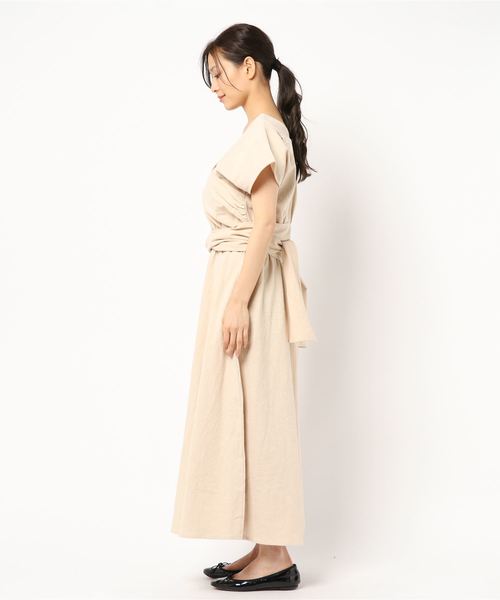 DouDou（ドゥドゥ）の「リネンカシュクールワンピース（ワンピース・レディース・ベージュ/レッド/グリーン・FREE）」の4枚目の写真