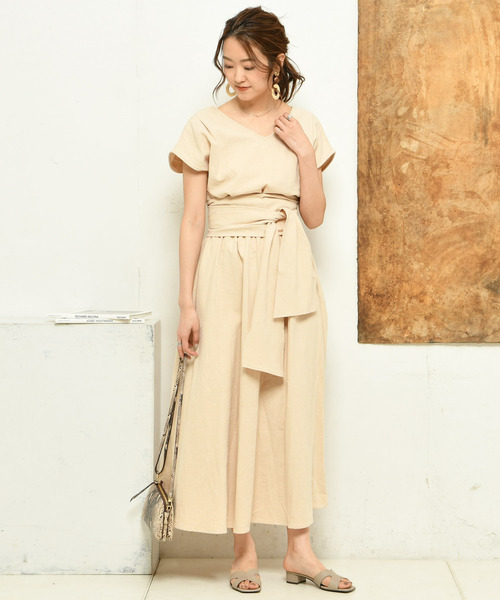 DouDou（ドゥドゥ）の「リネンカシュクールワンピース（ワンピース・レディース・ベージュ/レッド/グリーン・FREE）」の10枚目の写真