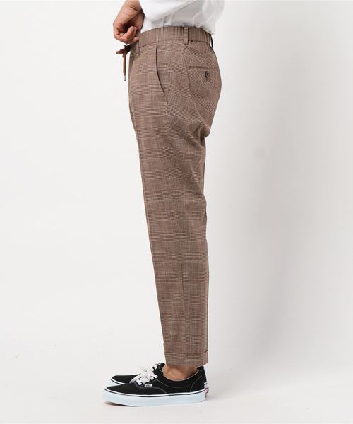 EDIFICE（エディフィス）の「TR スラブ イージーテーパードパンツ（その他パンツ・メンズ・ブラウン/ネイビー/チャコールグレー・LARGE/MEDIUM/SMALL/X-LARGE）」の4枚目の写真