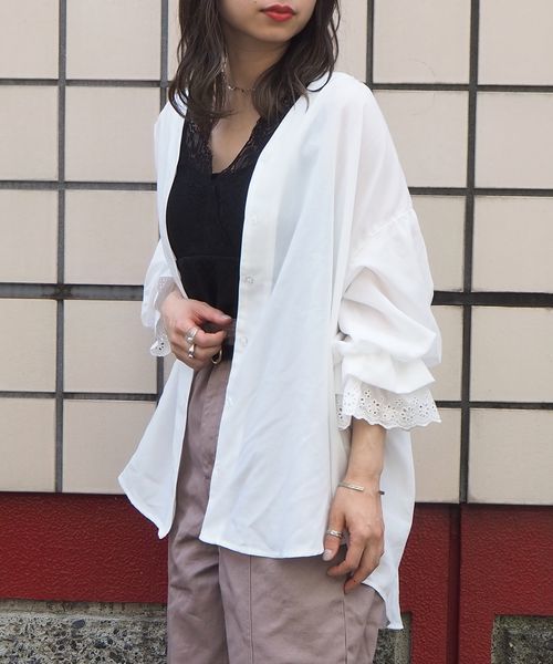 tiptop(ティップトップ)の「袖レースボリュームブラウス(シャツ/ブラウス・レディース・オフホワイト/キナリ/ブラック/ダークグレー/ブラウン/ブルー・FREE)」の8枚目の写真