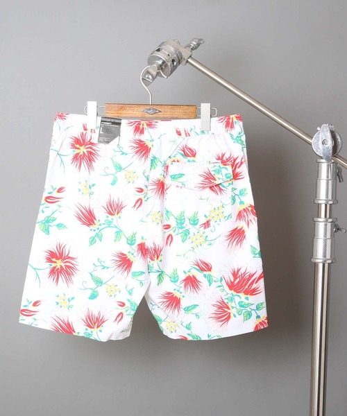 roial（ロイアル）の「R901MCO03E / ROIAL（ロイアル）花柄2WAY水着&ショートパンツ（水着・メンズ・ホワイト/ネイビー・SMALL/MEDIUM/LARGE）」の7枚目の写真