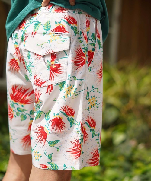 roial（ロイアル）の「R901MCO03E / ROIAL（ロイアル）花柄2WAY水着&ショートパンツ（水着・メンズ・ホワイト/ネイビー・SMALL/MEDIUM/LARGE）」の14枚目の写真