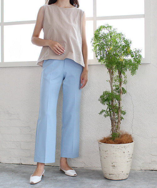 MODE ROBE（モードローブ）の「バックリボンノースリーブ（Tシャツ/カットソー・レディース・ブラック/ベージュ・FREE）」の5枚目の写真