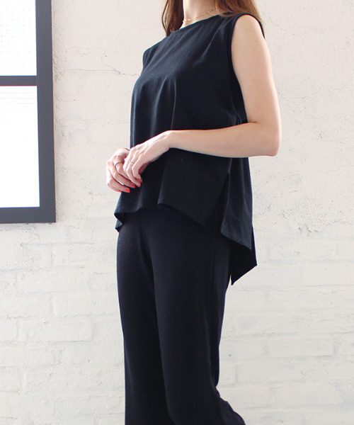 MODE ROBE（モードローブ）の「バックリボンノースリーブ（Tシャツ/カットソー・レディース・ブラック/ベージュ・FREE）」の16枚目の写真