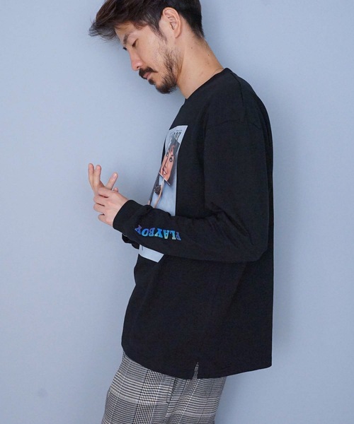 PLAYBOY(プレイボーイ)の「【PLAY BOY/プレイボーイ】プリントロンT 転写フォトロンT 袖プリント(Tシャツ/カットソー・メンズ・ホワイト/ブラック/ベージュ・MEDIUM/LARGE/X-LARGE)」の14枚目の写真