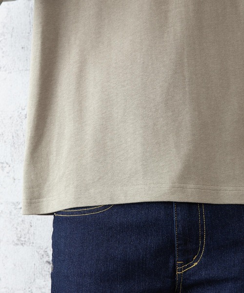 Blue Standard (ブルースタンダード)の「MBさん着用【BLUE STANDARD】オーガニックコットンビッグシルエットロングTシャツ サスティナビリティの原料、染色、労働環境基準をクリア―した商品(Tシャツ/カットソー・メンズ・ホワイト/ブラック/レンガ/オリーブ/ベージュ・MEDIUM/LARGE/X-LARGE)」の8枚目の写真