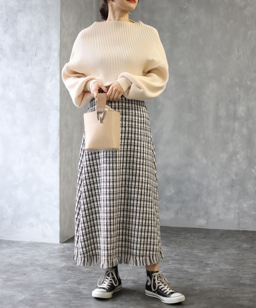 deux amour(ドゥーザムール)の「ツイードフレアスカート(スカート・レディース・ホワイト/ベージュ・MEDIUM)」の7枚目の写真