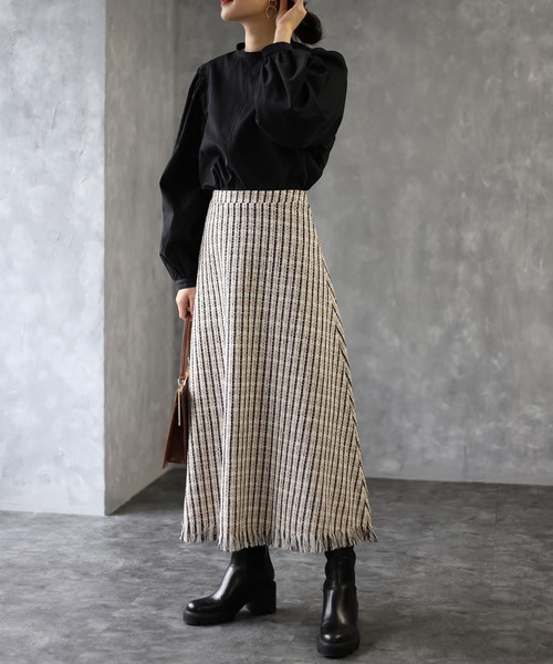 deux amour(ドゥーザムール)の「ツイードフレアスカート(スカート・レディース・ホワイト/ベージュ・MEDIUM)」の15枚目の写真