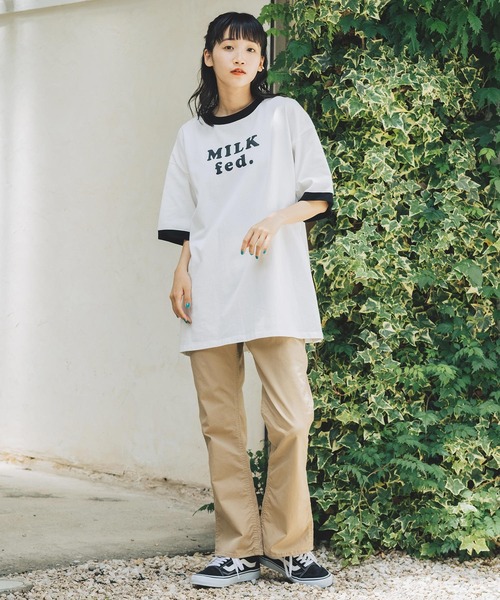 MILKFED.（ミルクフェド）の「CONTRAST RIB S/S TEE（Tシャツ/カットソー・レディース・ブラック/アッシュ/レッド/ライトグリーン/ネイビー・ONE SIZE）」の14枚目の写真