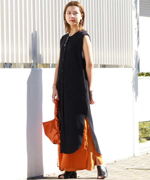 Ray BEAMS（レイビームス）の「Champion × Ray BEAMS / 別注 ノーカラー ワンピース（ワンピース・レディース・ブラウン系その他5/ライトグレー/ブラック・ONE SIZE）」の8枚目の写真