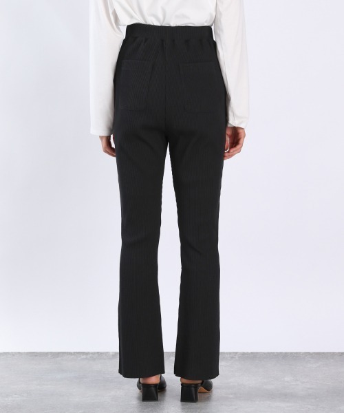 LOWRYS FARM（ローリーズファーム）の「ｓｅｌｆｃｕｔリブフレアパンツ　931748（その他パンツ・レディース・ブラック/ブラウン/イエロー/グリーン/アイボリー・FREE）」の9枚目の写真