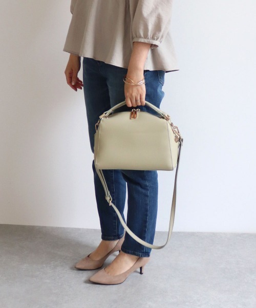 T・S・L(ティーエスエル)の「かまぼこ型2wayミニボストンバッグ(ボストンバッグ・レディース・ブラック/アイボリー/ミント/ピンクベージュ・FREE)」の11枚目の写真