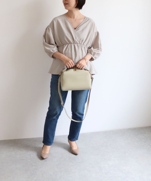 T・S・L(ティーエスエル)の「かまぼこ型2wayミニボストンバッグ(ボストンバッグ・レディース・ブラック/アイボリー/ミント/ピンクベージュ・FREE)」の14枚目の写真