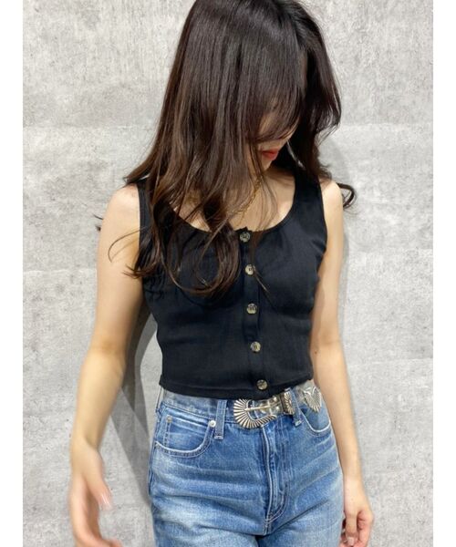 EVRIS（エヴリス）の「フロントボタンショートタンク（タンクトップ・レディース・ホワイト/グリーン/ブラック/ブラウン・FREE）」の5枚目の写真