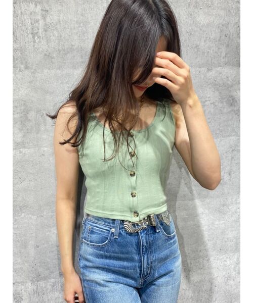 EVRIS（エヴリス）の「フロントボタンショートタンク（タンクトップ・レディース・ホワイト/グリーン/ブラック/ブラウン・FREE）」の8枚目の写真