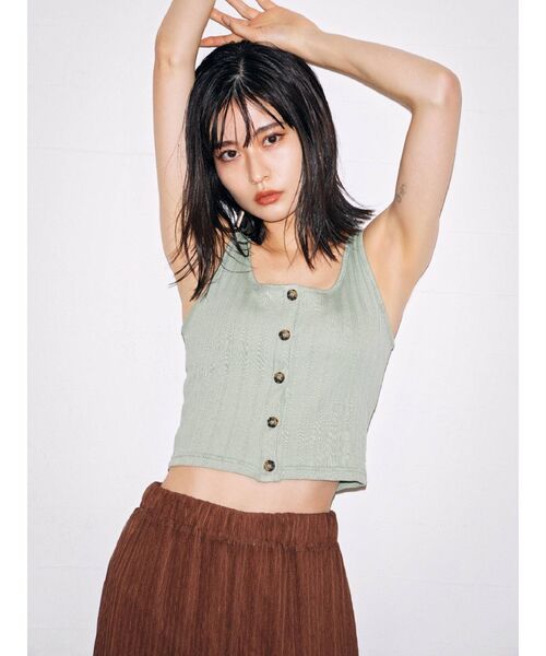 EVRIS（エヴリス）の「フロントボタンショートタンク（タンクトップ・レディース・ホワイト/グリーン/ブラック/ブラウン・FREE）」の13枚目の写真