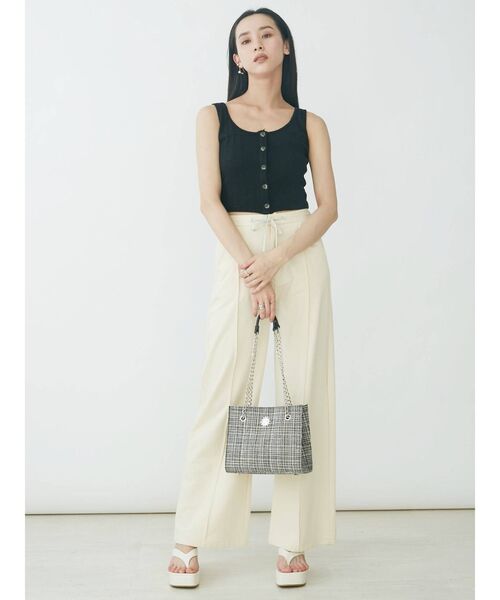 EVRIS（エヴリス）の「フロントボタンショートタンク（タンクトップ・レディース・ホワイト/グリーン/ブラック/ブラウン・FREE）」の11枚目の写真