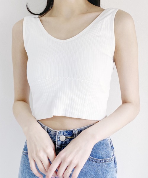 CLEA（クレア）の「カップ付きVネックリブタンク（タンクトップ・レディース・ホワイト/ブラック/ミント・FREE）」の2枚目の写真