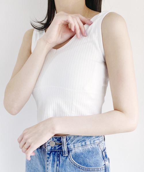 CLEA（クレア）の「カップ付きVネックリブタンク（タンクトップ・レディース・ホワイト/ブラック/ミント・FREE）」の15枚目の写真