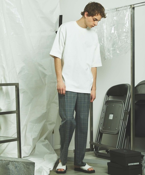 MAISON SPECIAL（メゾンスペシャル）の「【ZOZOTOWN限定】《ユニセックスアイテム》ヘビー天竺オーバーサイズTシャツ【MAISON SPECIAL/メゾンスペシャル】（Tシャツ/カットソー・メンズ・オフホワイト/ダークネイビー/ターコイズブルー/ブラック・2/1/0）」の7枚目の写真