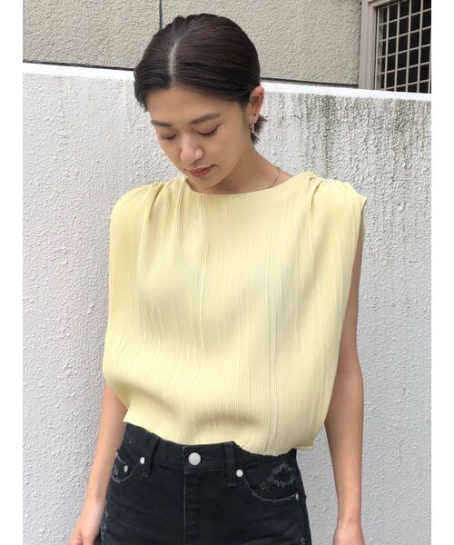 EMODA（エモダ）の「プリーツボックスタンクトップ（Tシャツ/カットソー・レディース・ベージュ/イエロー/ブルー/ブラック・FREE）」の8枚目の写真