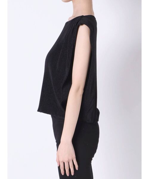 EMODA（エモダ）の「プリーツボックスタンクトップ（Tシャツ/カットソー・レディース・ベージュ/イエロー/ブルー/ブラック・FREE）」の15枚目の写真