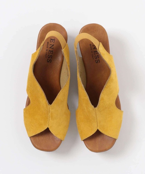 eness（エネス）の「ENESS　別注スエードサボサンダル（サンダル・レディース・ベージュ系その他/イエロー系その他・38/37）」の15枚目の写真