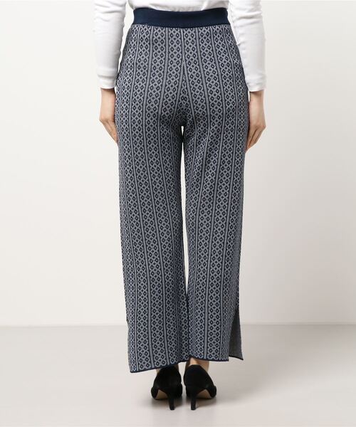 cepo(セポ)の「ジャガードニット イージーパンツ(その他パンツ・レディース・ベージュ/ネイビー・M)」の4枚目の写真