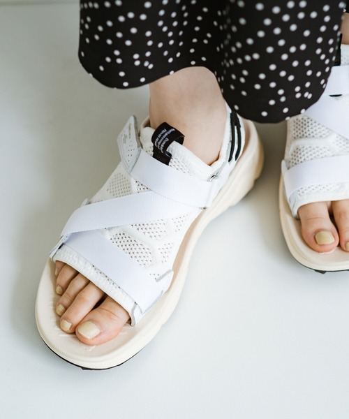 haco!（ハコ）の「Flower MOUNTAIN 毎日のコーデを格上げ！ハイスペックアウトドアサンダル NAZCA（サンダル・レディース・ホワイト系その他/ブラック系その他・1/2/4/3/5）」の19枚目の写真