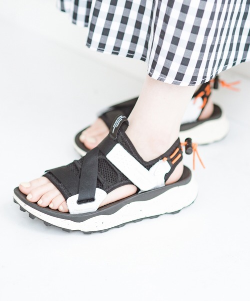 haco!（ハコ）の「Flower MOUNTAIN 毎日のコーデを格上げ！ハイスペックアウトドアサンダル NAZCA（サンダル・レディース・ホワイト系その他/ブラック系その他・1/2/4/3/5）」の10枚目の写真