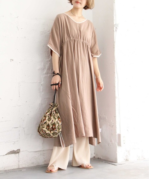 notch.（ノッチ）の「カフタンワンピース（ワンピース・レディース・ベージュ/ブラウン・M）」の3枚目の写真