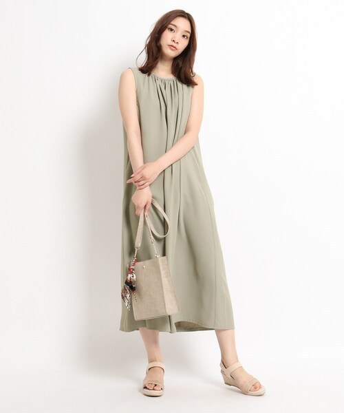 grove（グローブ）の「◆【S-LL】とろりんギャザーロングワンピース（ワンピース・レディース・ブラック/オリーブ/マスタード/パープル系4・01/02/03/04）」の7枚目の写真