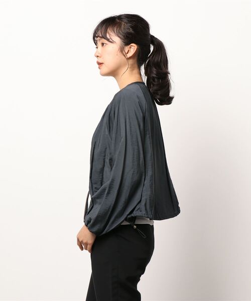 PICCIN(ピッチン)の「ドロスト付きノーカラーブルゾン(ブルゾン・レディース・ネイビー/キャメル・M)」の18枚目の写真