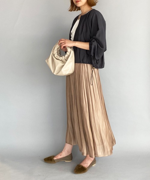 PICCIN(ピッチン)の「ドロスト付きノーカラーブルゾン(ブルゾン・レディース・ネイビー/キャメル・M)」の21枚目の写真