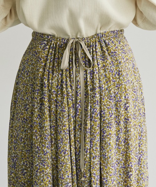 cardo fabrica（カルドファブリカ）の「●レーヨンデシン小花プリント  後ろギャザースカート（スカート・レディース・ブラック/マスタード・FREE）」の15枚目の写真